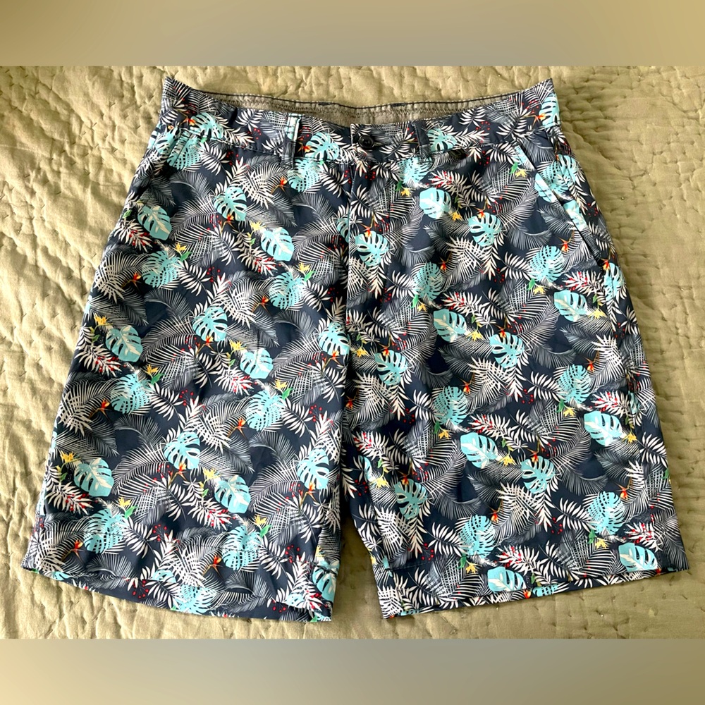 Vintage 46 V46 Performance Golf Shorts Quick-Dry Fabric Size XL Mens Tropical